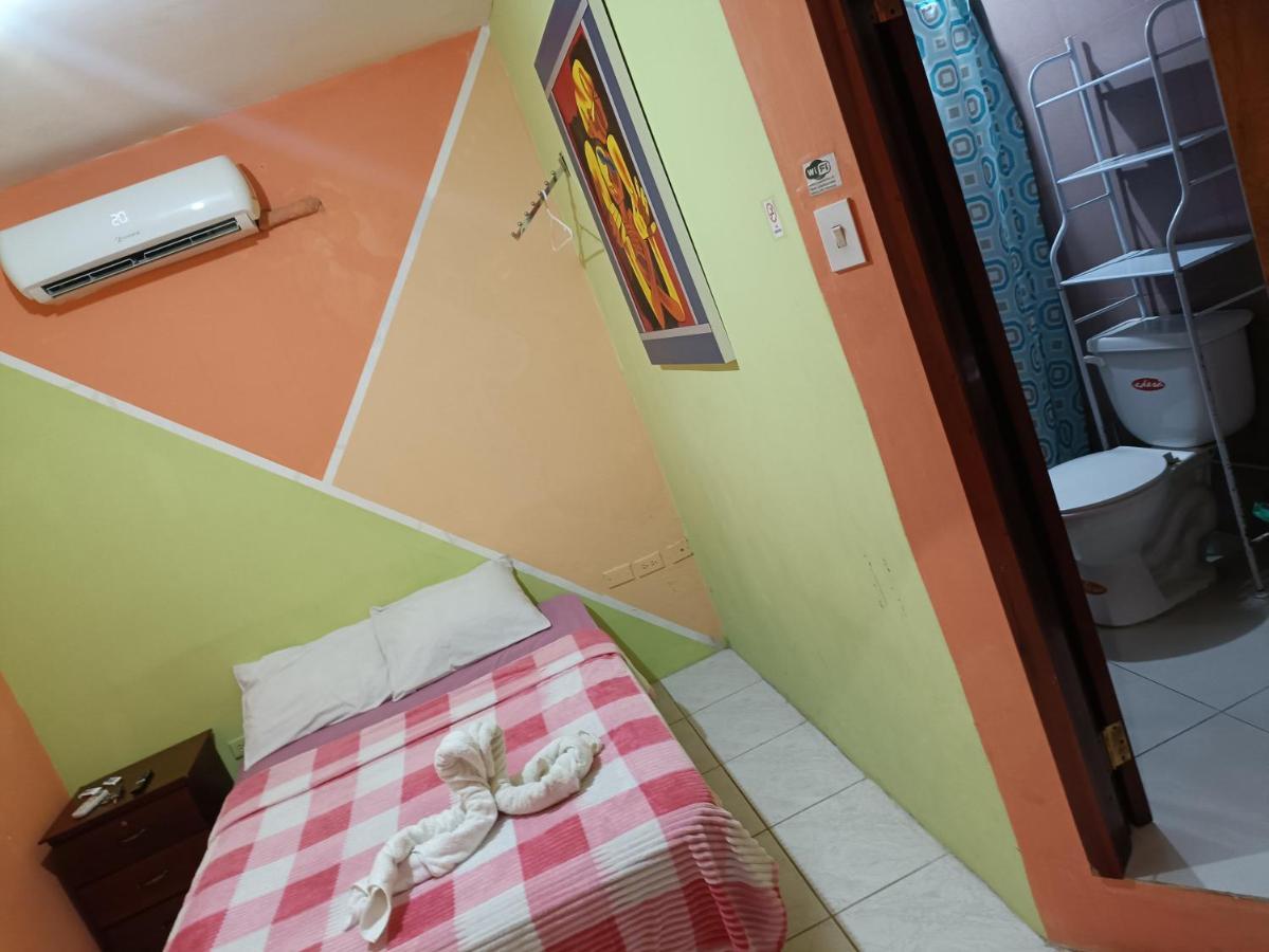 Hostal Venecia -Tu Casa En Manta. Экстерьер фото